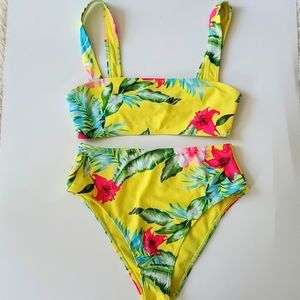 Tropical 2 piece swimsuit